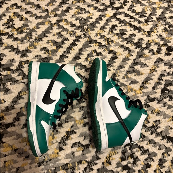 Nike dunks - Picture 3 of 4